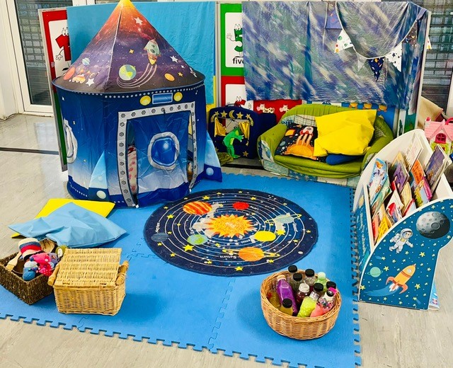 space book corner